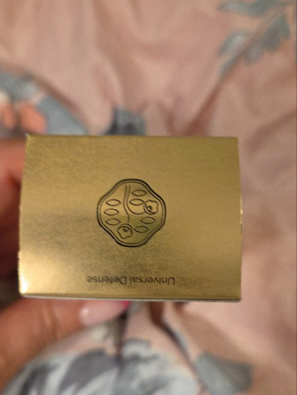 New Shiseido Future Solution LX Universal Defense SPF 50 - Gold
